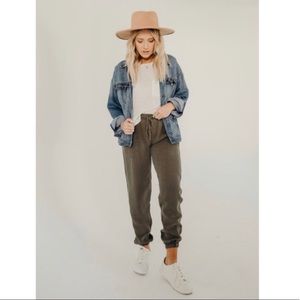 Carly Jean Los Angeles SERENA joggers